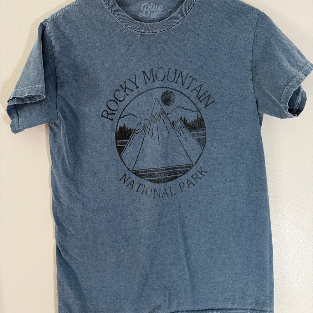Blue Mountain Graphic Tee
